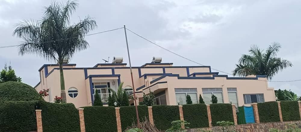 Ikaze B&B Kigali Eksteriør billede