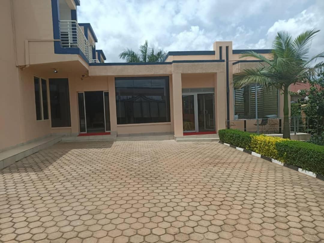 Ikaze B&B Kigali Eksteriør billede