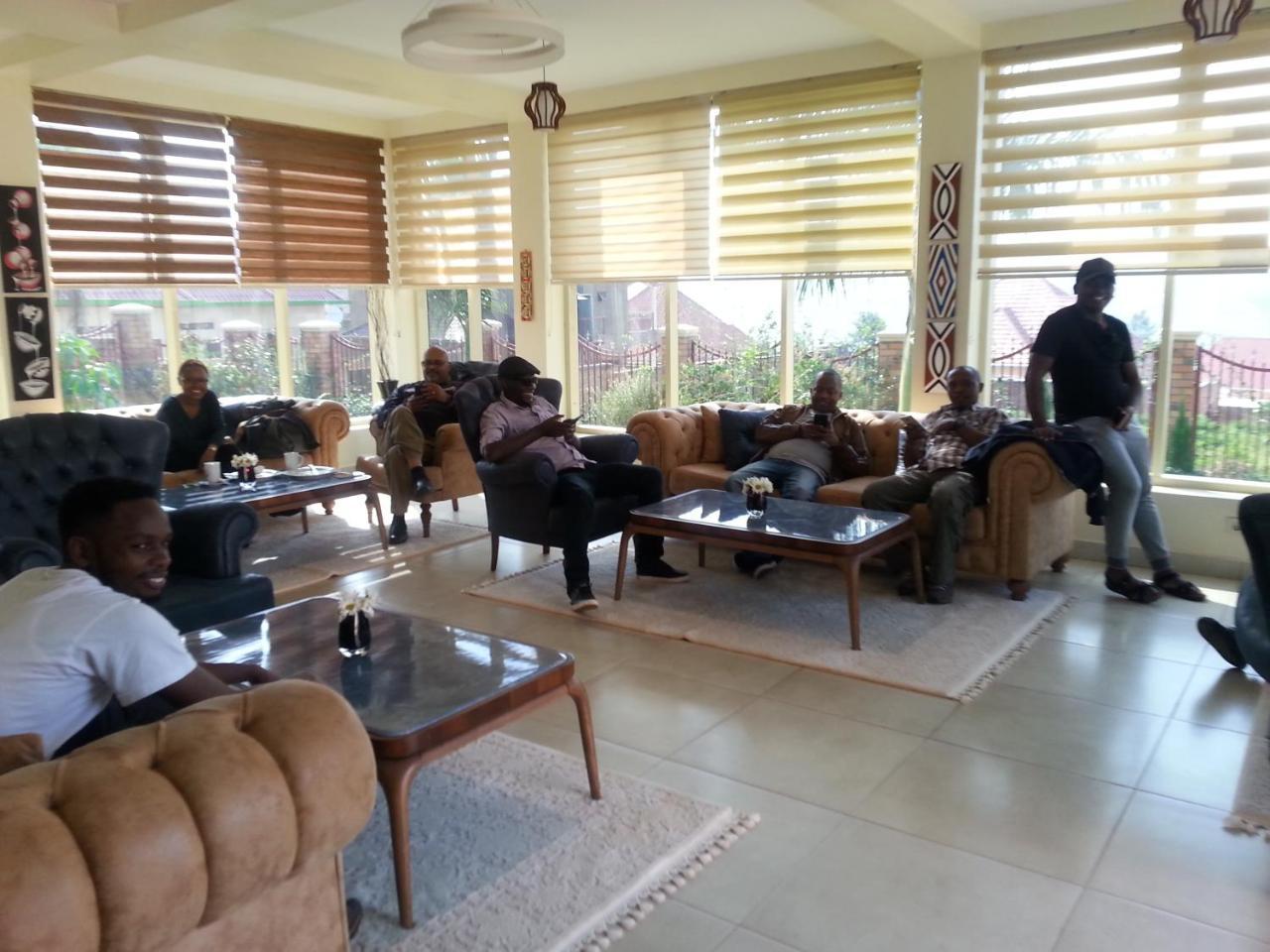 Ikaze B&B Kigali Eksteriør billede